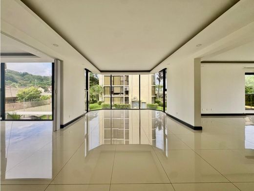 Apartment in Escazú, Provincia de San José