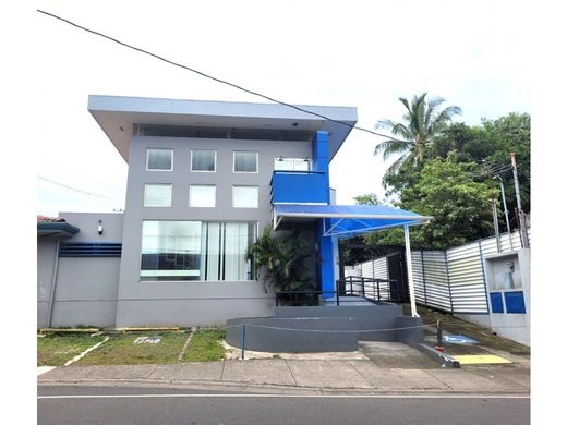 Complesso residenziale a Escazú, Provincia de San José