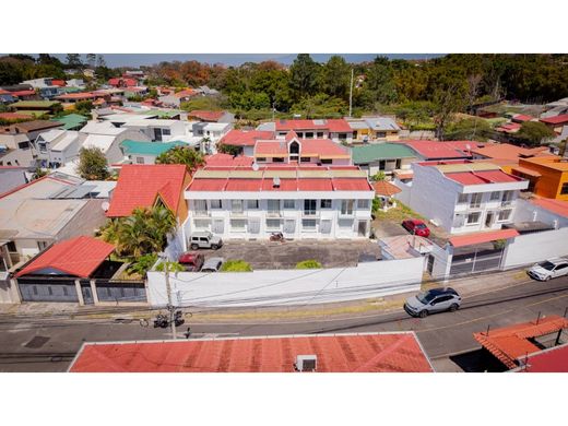 Residential complexes in Curridabat, Provincia de San José
