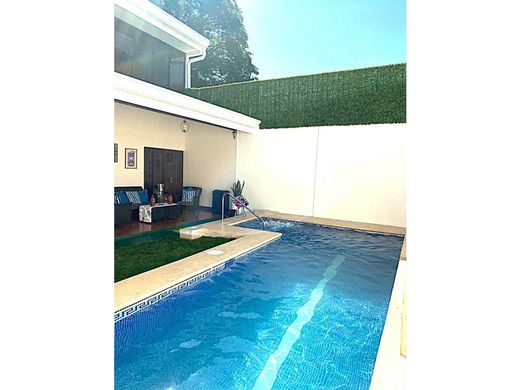 Luxus-Haus in Alajuela, Cantón de Alajuela