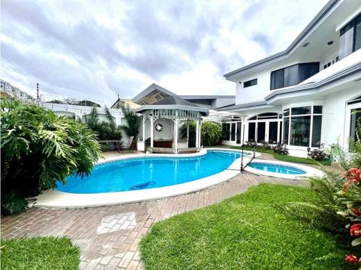 Luksusowy dom w Alajuela, Cantón de Alajuela