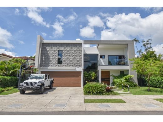 Πολυτελή κατοικία σε Santa Ana, Provincia de San José