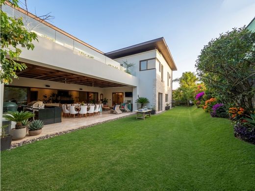 Luxury home in Santa Ana, Provincia de San José