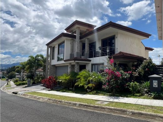 Luxe woning in San Francisco, Cantón de Heredia