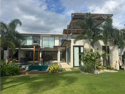 Casa de lujo en Santa Ana, Provincia de San José