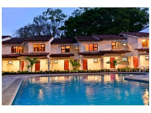 مجمع شقق ﻓﻲ Belén, Carrillo