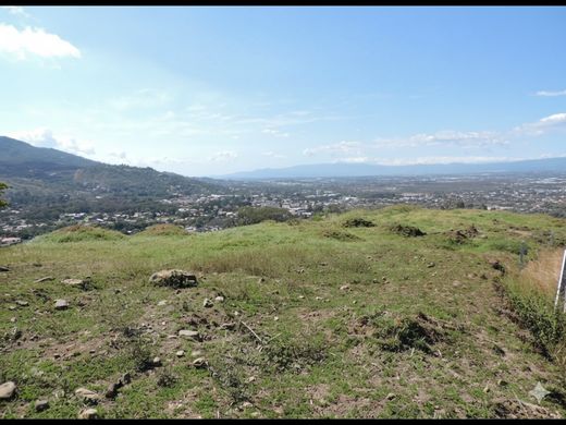 토지 / Escazú, Provincia de San José