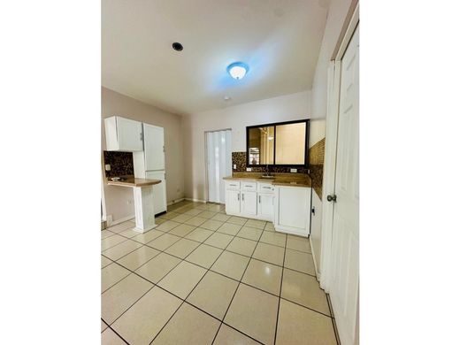 Appartementencomplex in Heredia, Cantón de Heredia