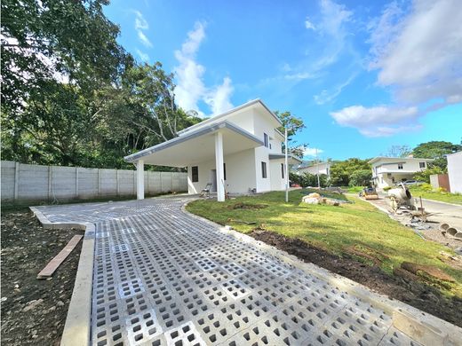 Luxury home in Escazú, Provincia de San José