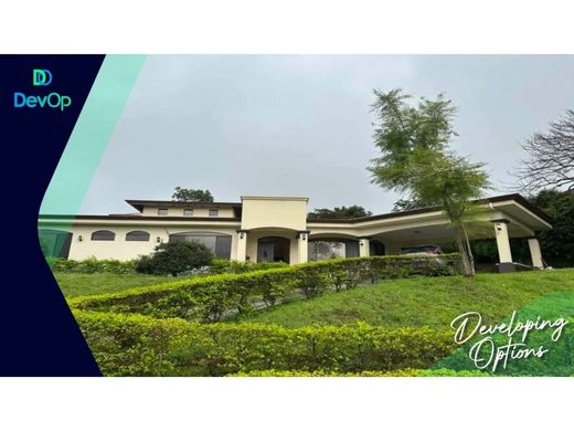 Maison de luxe à Guácima, Cantón de Alajuela