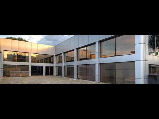 사무실 / Mata de Palo, Cantón de San José