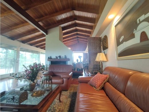 Luxury home in Escazú, Provincia de San José