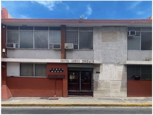 Residential complexes in Curridabat, Provincia de San José