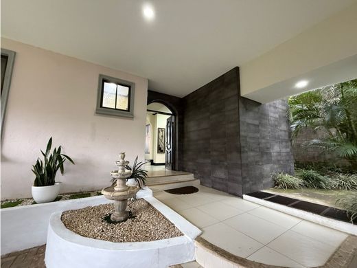 Luxe woning in Santo Domingo, Provincia de Heredia