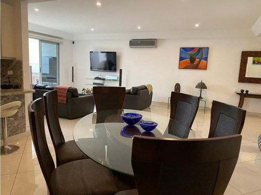 Элитный дом, Escazú, Provincia de San José