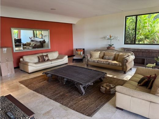 Luxury home in Santa Ana, Provincia de San José