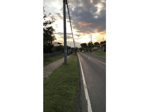 Land in Santa Ana, Provincia de San José