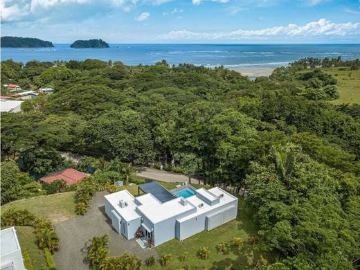 Casa de lujo en Sámara, Nicoya
