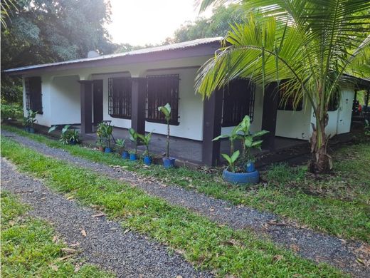 Casa rural / Casa de pueblo en Orotina, Provincia de Alajuela