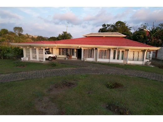 Casa de lujo en San Ramón, Provincia de Alajuela