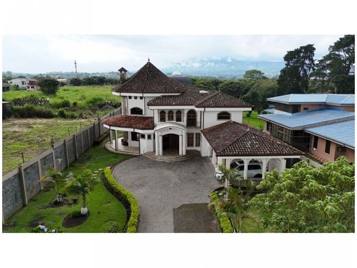 Casa di lusso a San Josecito, San Isidro