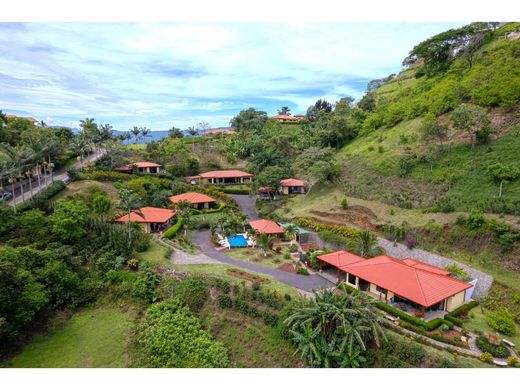 Luxus-Haus in Atenas, Provincia de Alajuela