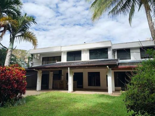 Casa di lusso a Escazú, Provincia de San José