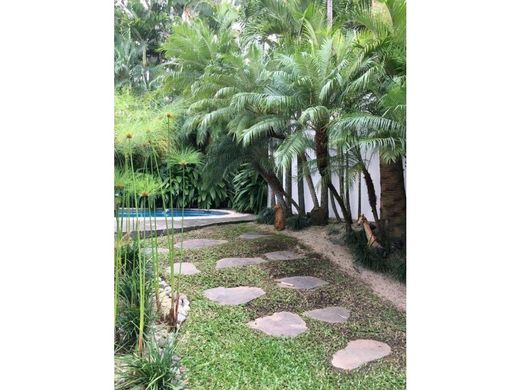 Luxe woning in San José, Cantón de San José