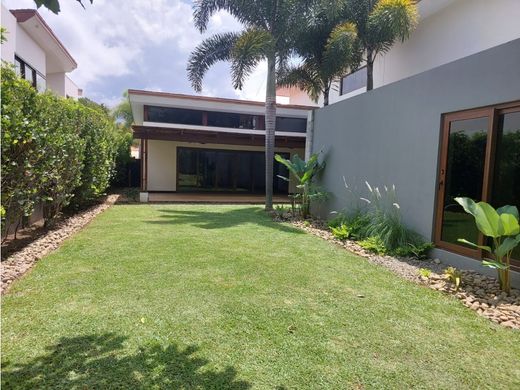 ‏בתי יוקרה ב  Santa Ana, Provincia de San José