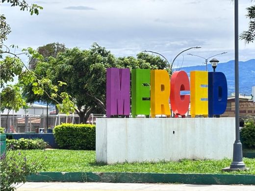 Grond in Escazú, Provincia de San José