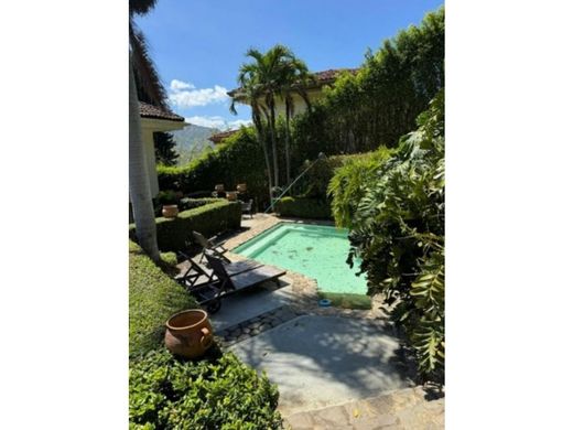 ‏בתי יוקרה ב  Santa Ana, Provincia de San José