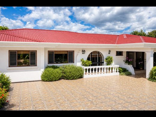Luxury home in Escazú, Provincia de San José