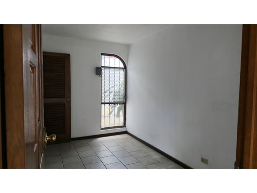 Office in San José, Cantón de San José