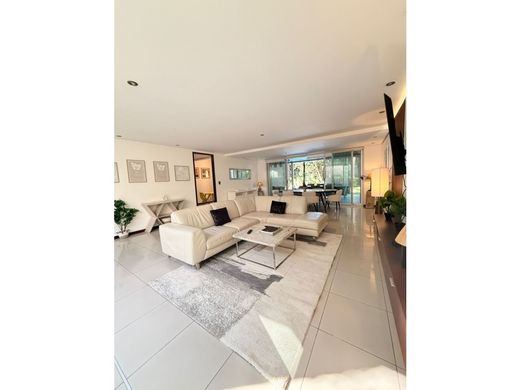 Casa di lusso a Santa Ana, Provincia de San José