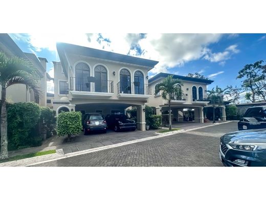 Appartementencomplex in Curridabat, Provincia de San José