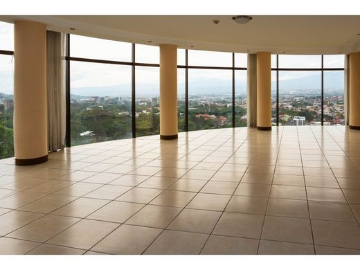Apartment / Etagenwohnung in Escazú, Provincia de San José