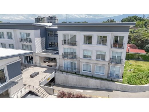 ‏דירת פנטהאוז ב  Escazú, Provincia de San José