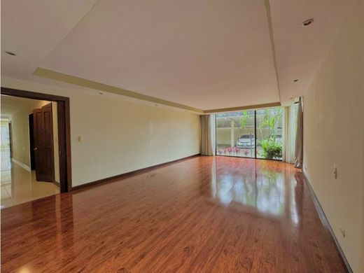 Apartament w Escazú, Provincia de San José