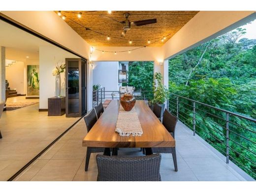 Luxury home in Santa Ana, Provincia de San José