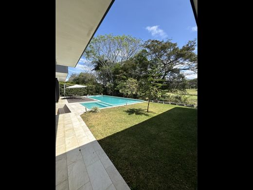 Luxury home in Santa Ana, Provincia de San José