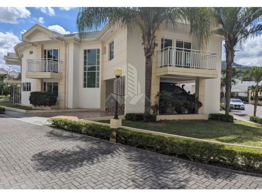 Luxe woning in Escazú, Provincia de San José