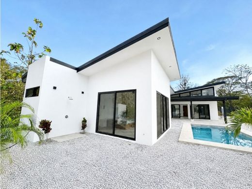 Luxury home in San José de Pinilla, Santa Cruz