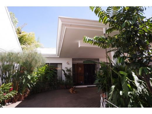 Casa di lusso a Escazú, Provincia de San José