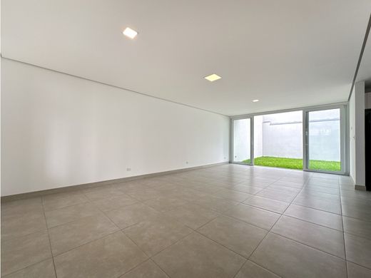 Casa de lujo en Escazú, Provincia de San José