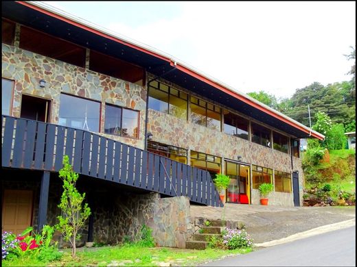 Hotel - Monte Verde, Cantón de Puntarenas