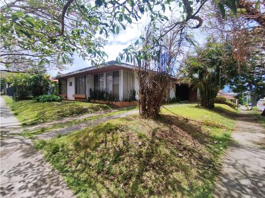 Luxury home in San Vicente de Moravia, Moravia