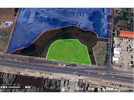 أرض ﻓﻲ Alajuela, Cantón de Alajuela