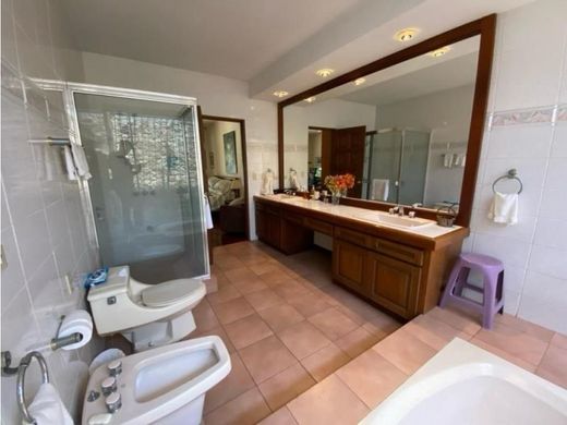 Элитный дом, Belén, Carrillo