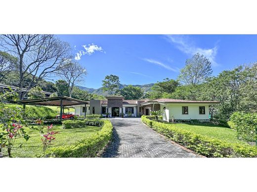 Luxus-Haus in Santa Ana, Provincia de San José