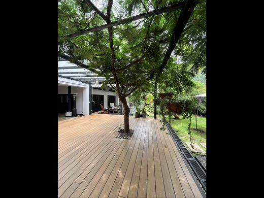 Complexes résidentiels à Guácima, Cantón de Alajuela